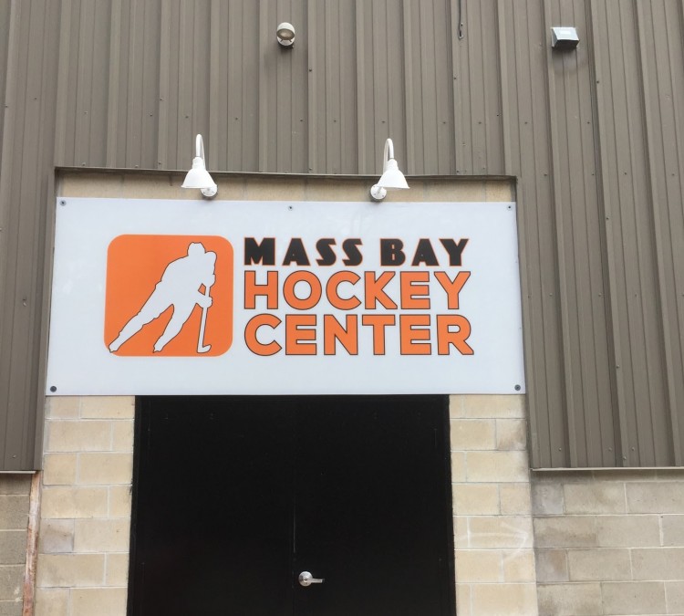 mass-bay-hockey-center-overtime-ice-rink-photo